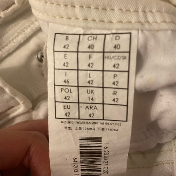 White capri - Picture 4 of 6